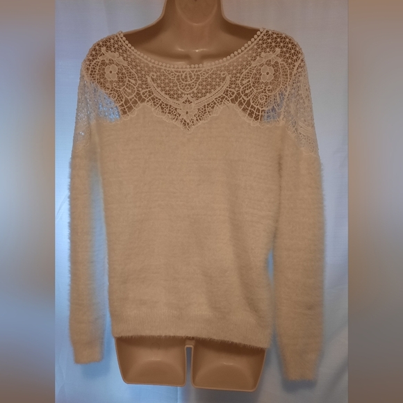 Sweet Love Elegant Cream Lace Sweater - Picture 4 of 10